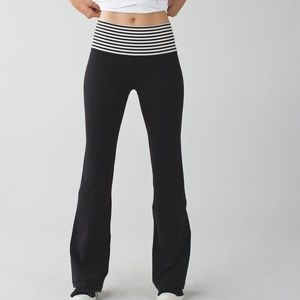 LULULEMON Groove Pant II Striped Waistband Size 4